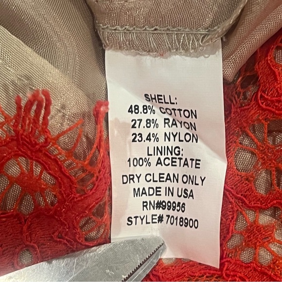 Shoshanna Sierra Lace Mini Party Dress Red 2 Sleeveless Nude Lining V-Neck - Picture 12 of 16